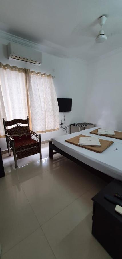 Indraprastha Tourist Home Chottanikara Zewnętrze zdjęcie