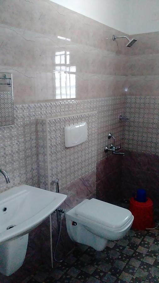 Indraprastha Tourist Home Chottanikara Zewnętrze zdjęcie