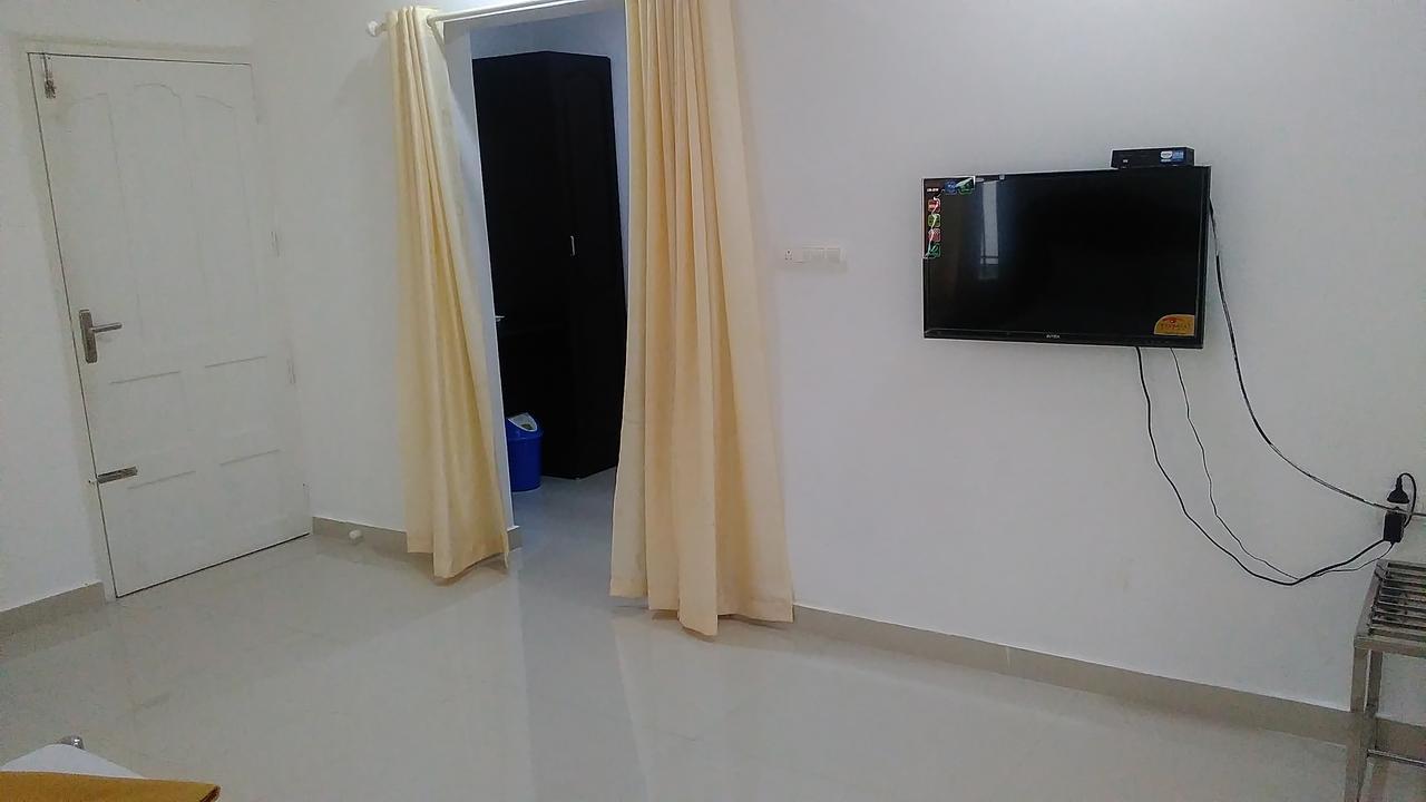 Indraprastha Tourist Home Chottanikara Zewnętrze zdjęcie